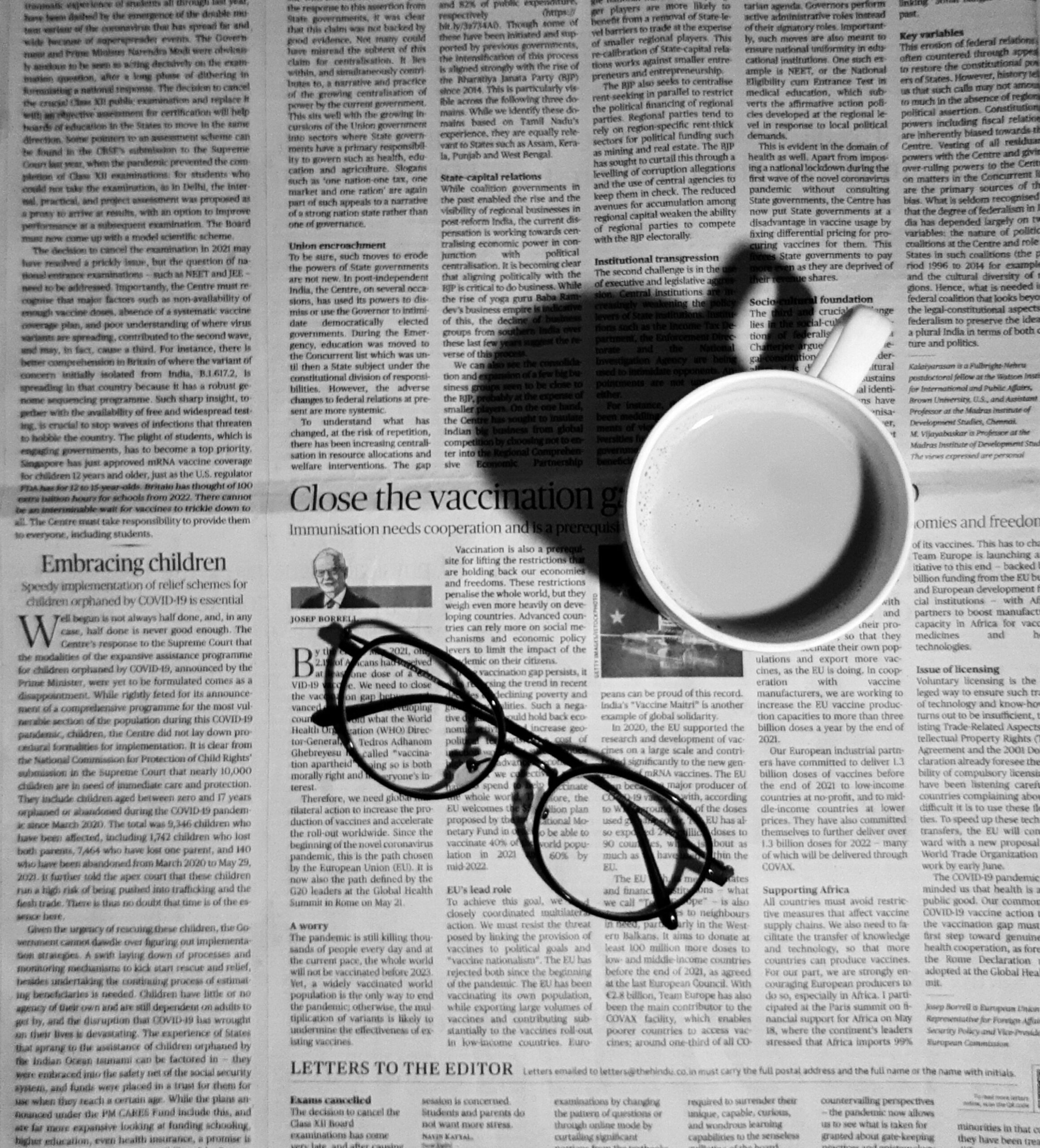 KI-generierte Inhalte im Journalismus: Gefahr oder Chance für die Pressefreiheit?