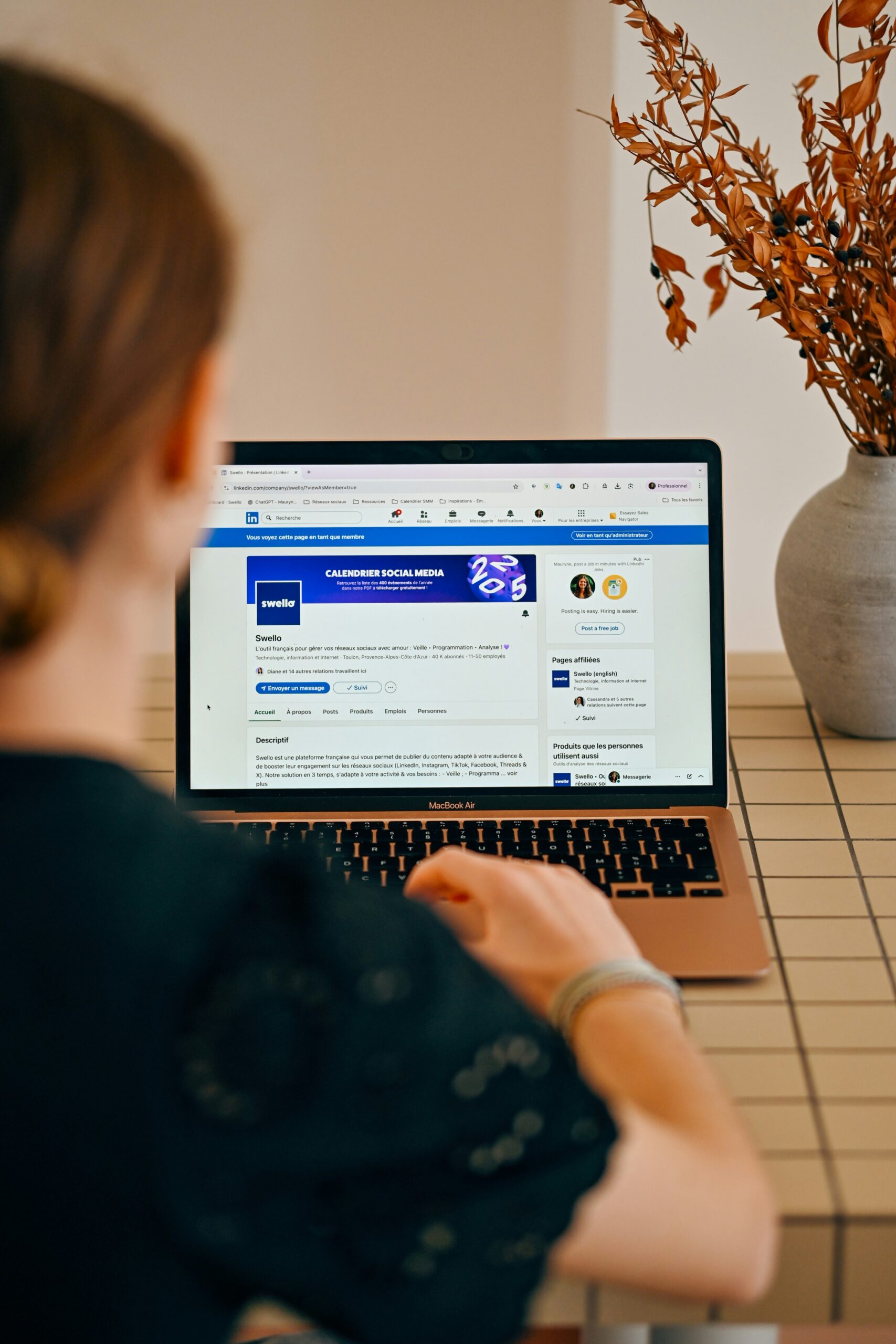 Online Medien 2026: Wie KI, Plattformlogiken und Vertrauensverlust die digitale Öffentlichkeit verändern